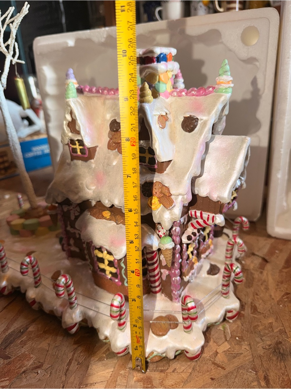 Costco Pastel GINGERBREAD HOUSE W/ CANDY ORNAMENTS TREE Lighted Christmas Decor - Picture 13 of 14